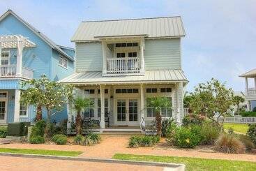 کلبه Amazing Grace 128 St