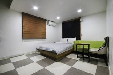 مُتل Busan Gupo M