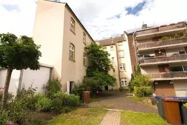 Pensione Tripcologne Apartments Bergisch Gladbach Since 2013
