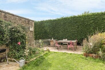 بيت ريفى The Cowshed