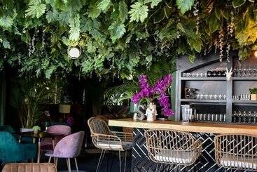 아파트호텔 Cardedeu Suites