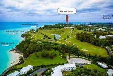 پانسیون Bermuda Connections Guest House