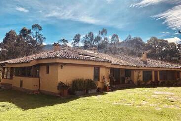 פנסיון Hospedaje Baden Baden