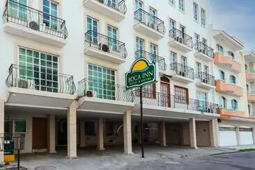 Boca Inn Hotel & Suites