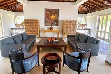 בית מלון כפרי Elysium