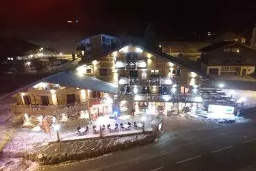 ホテル Chalet Hôtel Du Mont Charvin