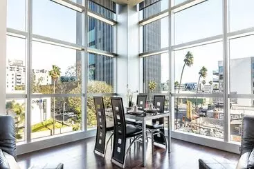アパートホテル Heaven On Hollywood Furnished Apts   Vine