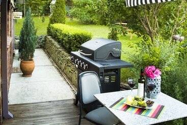 בית פרטי Crimson Villa