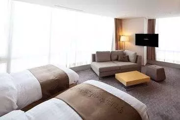 בית מלון כפרי Sono Calm Yeosu