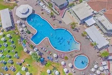 Marlita Beach Hotel Apartments