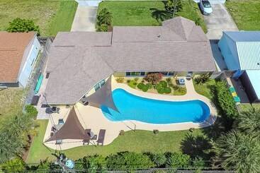 Mökkimajoitus 430 Watts Way