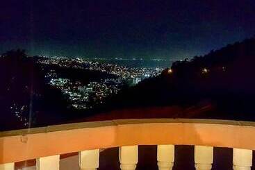 هتل Alicia S Palace