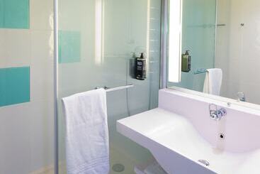 هتل Ibis Budget Tours Sud