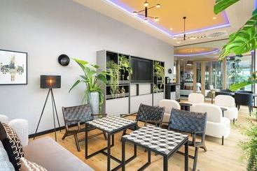 Leonardo Royal Hotel Cologne Bonn Airport