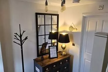 レジデンス Luxury Small Cozy House With Lake View