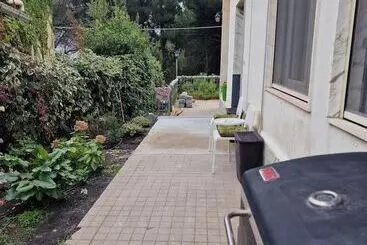 ベッドアンドブレックファースト Althea Etna Garden