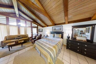 Сельский дом Riverview