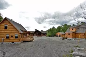 コテージ Back Lake Lodges Eagles Nest