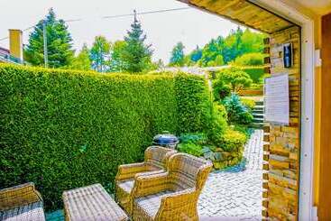 Aamiaismajoitus (B&B) Willa Pod Czantoria