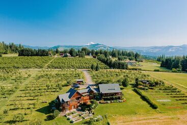 צימר Sakura Ridge The Farm & Lodge