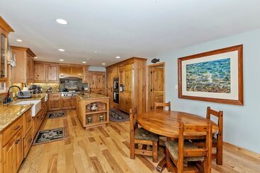 茅舍 Lagunita Shores By Avantstay Beautiful Lakefront Mansion W/ Hot Tub & Bbq