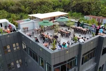 ホテル Maa Thundi