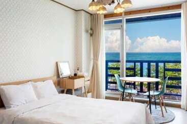 Gangneung Big Island Pension
