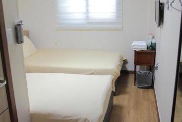 Общежитие Myeongdong K Stay 2