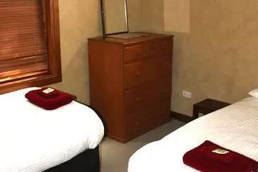 بيت Unique Cottages Gawler