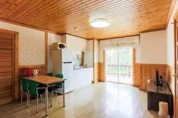 Gongju Jakeun Shimteo Pension