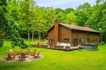 Сельский дом Old Moose Barn