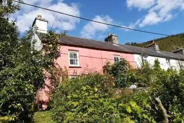 Relaxing Pet Friendly 2 Bed Cottage In Rhandirmwyn
