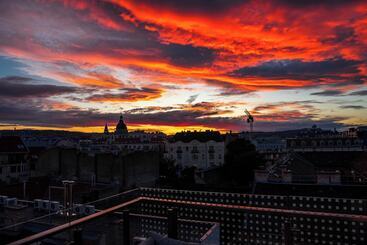 Elisabeth Downtown Apartments By Urbanrent