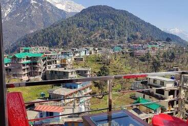 Aliza Inn And Suites By Srs Hotels