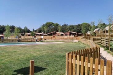 Camping Rural Montori