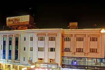 בית מלון כפרי Treebo Trend Shree Vilas