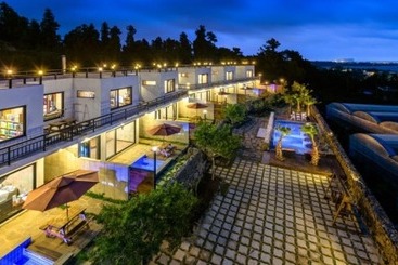 Pensiune Seogwipo Who House Pool Villa