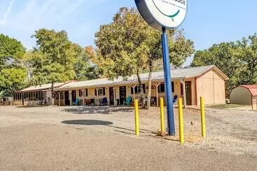 モーテル Reel Inn And Lodge