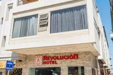 هتل Revolución