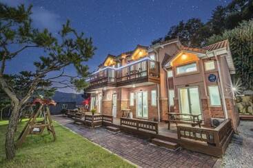 Pocheon Swimpyo Pension