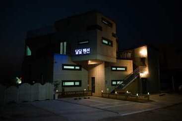 Daebudo  Daldal Pension