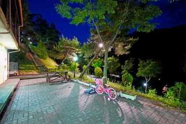 Danyang Sky Garden Pension