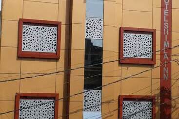 ホテル Goroomgo Shimla Inn Lucknow