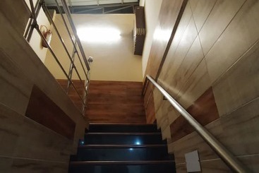 Hotel Goroomgo Supreme Guest House Dehradun