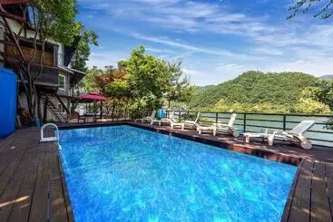 Gapyeong Clubviva Spa Pension