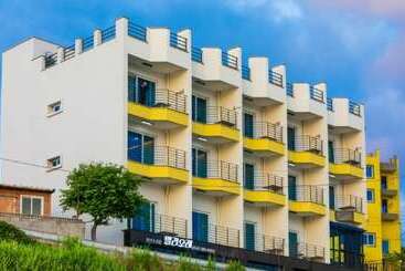 Pohang Bagliore Pension