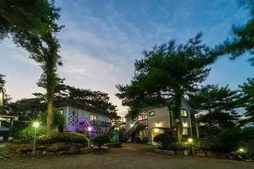Taean Geuttaegeu Pension