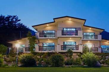 Yangyang Denver House Pension