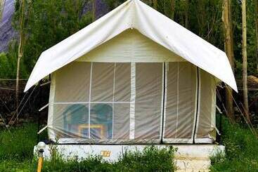 Tih Alpenglow Camp   Nubra