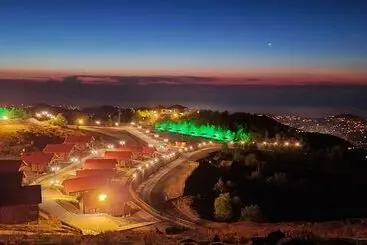 Flora Handüzü Resort & Wellness Bungalow